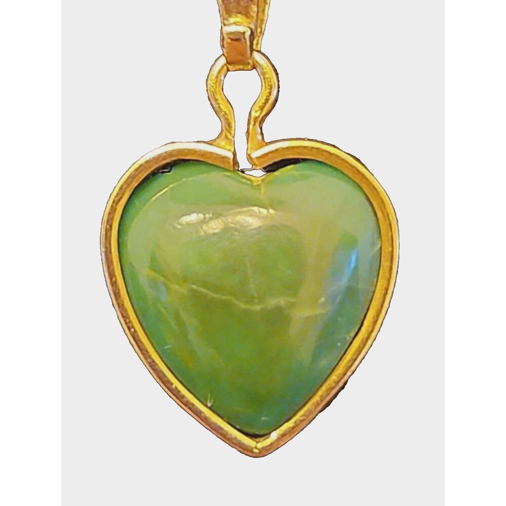 Vintage Green Stone Heart Shape Pendant, 9" Delicate Gold Tone Metal Necklace